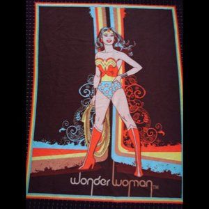 Cool Retro Wonder Woman Throw / Thin Fleece Blanket brown orange 48 x 60 in.